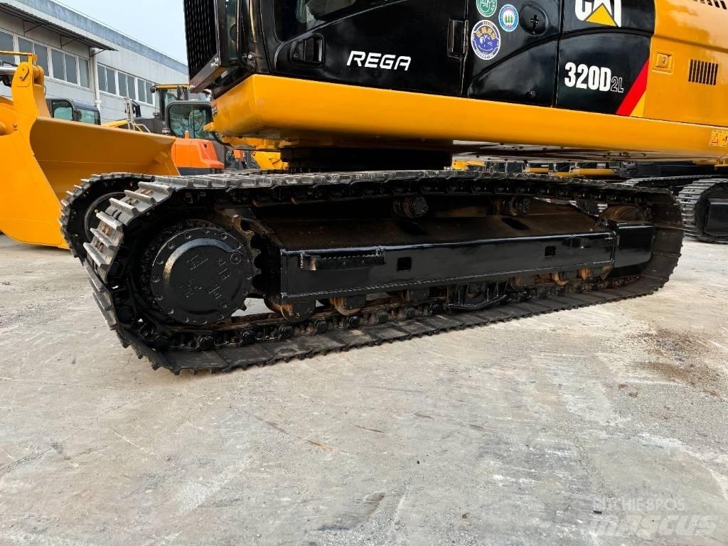 CAT 320D2 Midi excavators  7t - 12t
