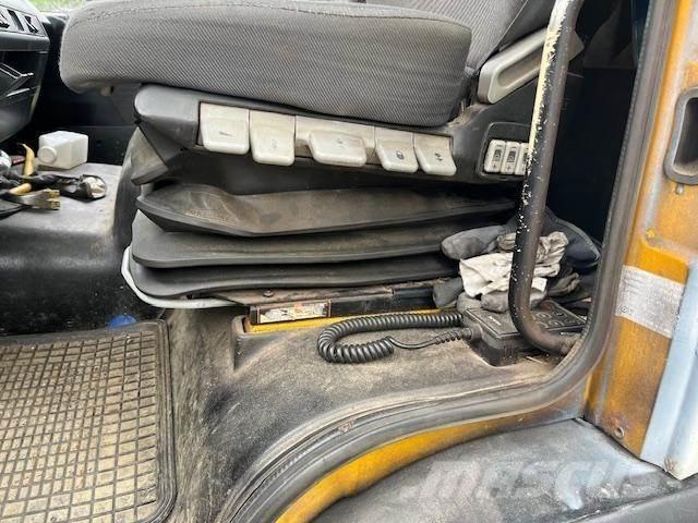 Komatsu PC26MR-3 Mini excavators < 7t