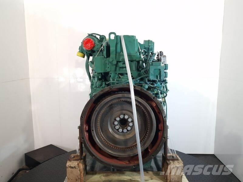 Volvo D8J Engines