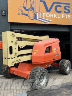 JLG 450 AJ Articulated boom lifts