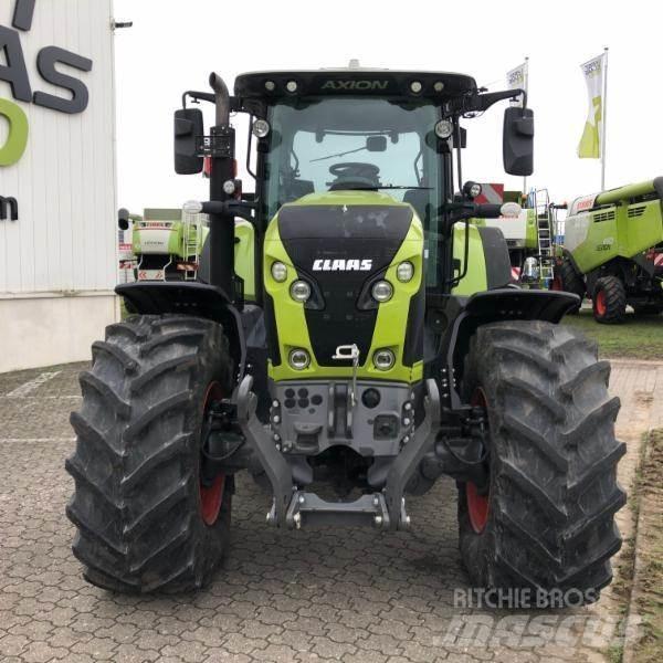 CLAAS AXION 870 Tractors