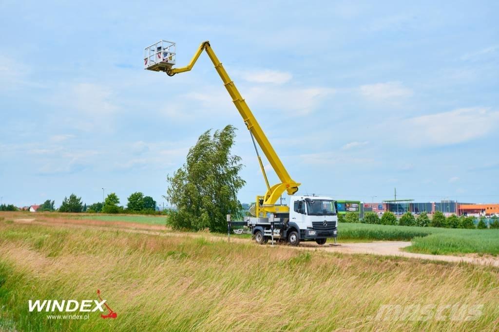 Palfinger P 300 KS Truck mounted aerial platforms