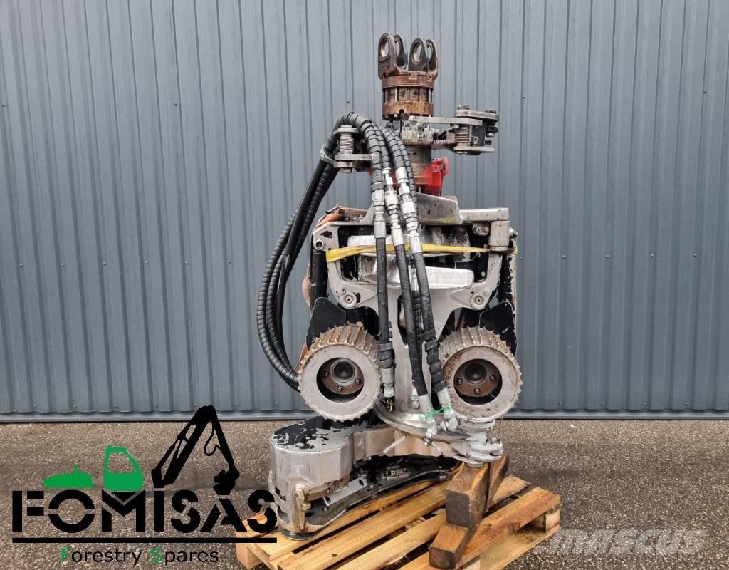 Komatsu S 82 Harvester heads