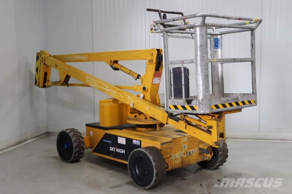 Sky High ST120 Articulated boom lifts