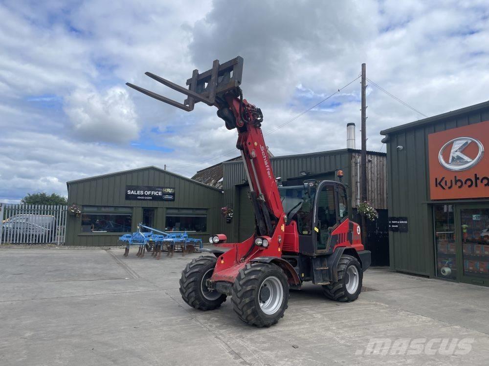 Schäffer 6680T Farming telehandlers