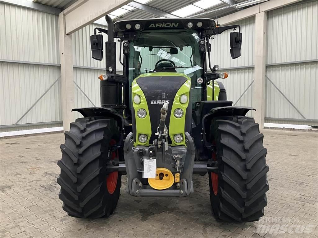 CLAAS Arion 550 Tractors