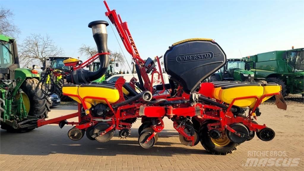Väderstad Tempo F8 Precision sowing machines