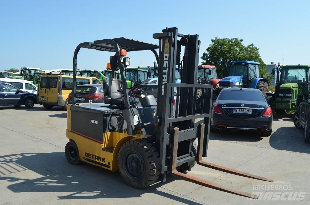 Detank FB30 Electric forklift trucks