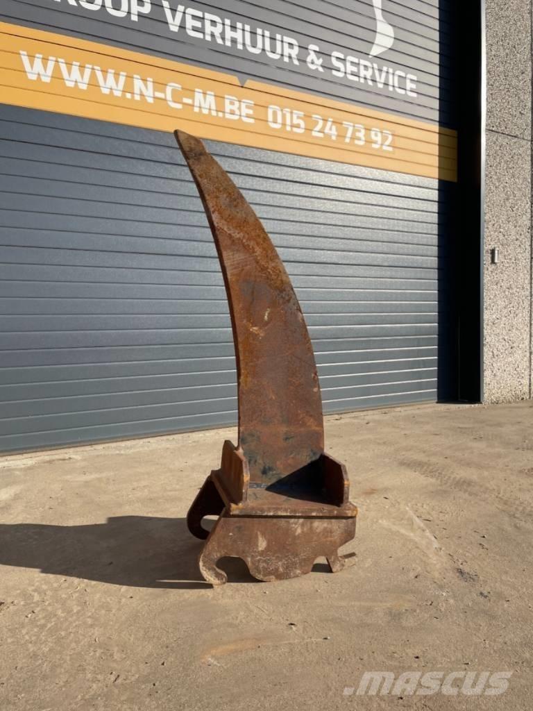  Rippertand Scarifiers
