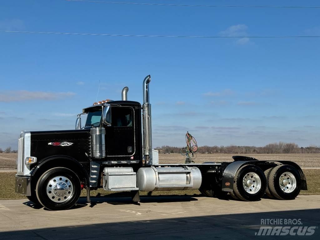 Peterbilt 389 Truck Tractor Units