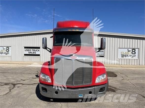 Peterbilt 579 Truck Tractor Units