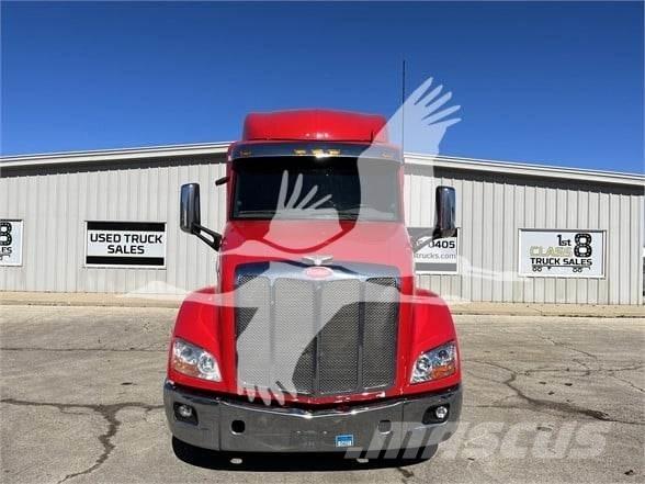 Peterbilt 579 Truck Tractor Units