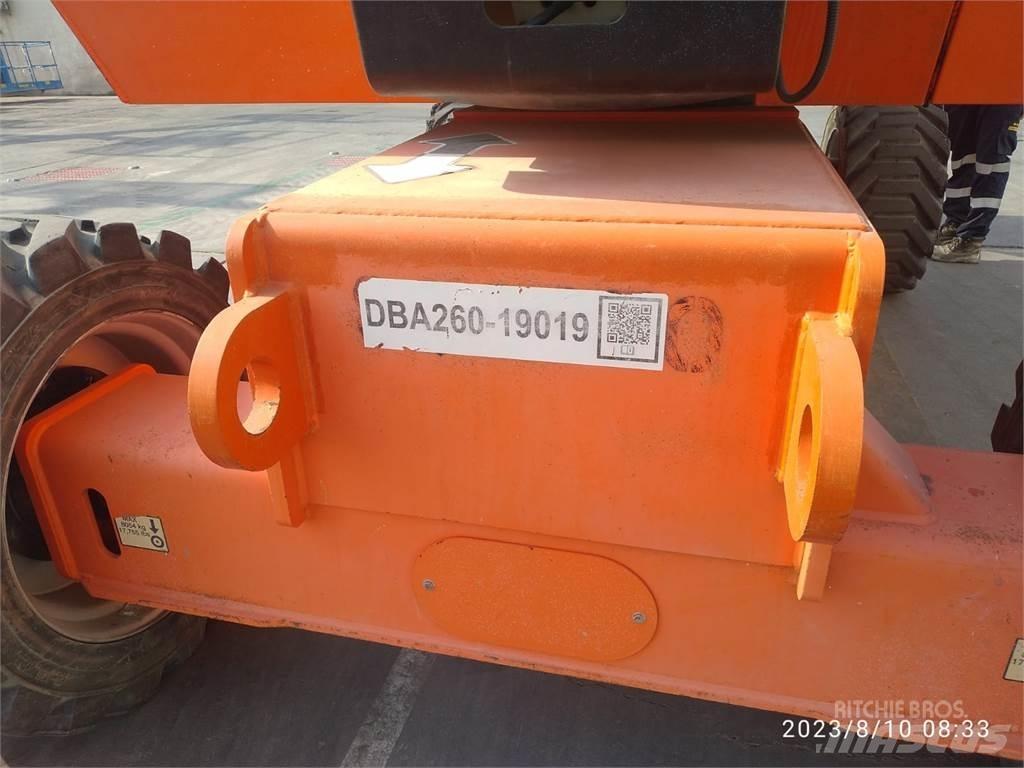 JLG 800AJ Articulated boom lifts