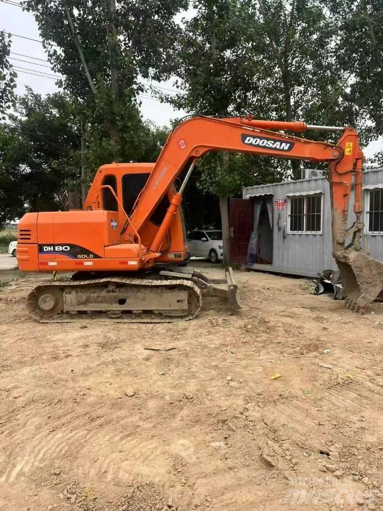 Doosan DH 60 Mini excavators < 7t