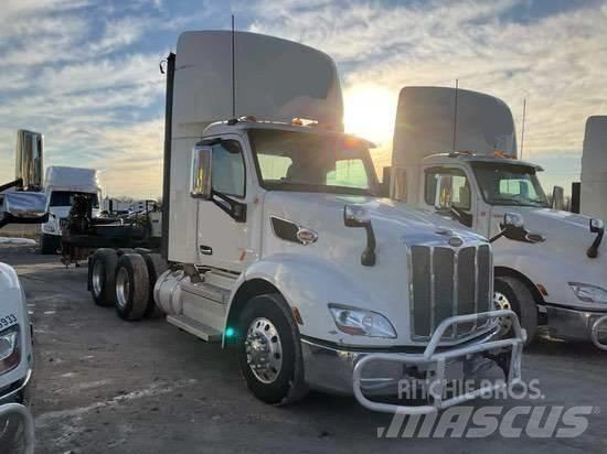 Peterbilt 579 Truck Tractor Units