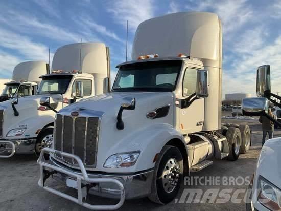 Peterbilt 579 Truck Tractor Units