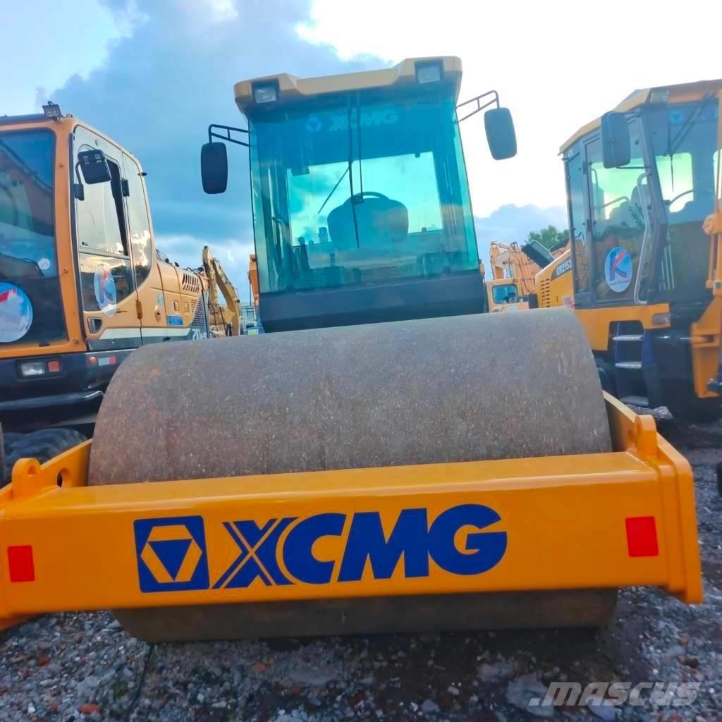 XCMG XS 183 J Single drum rollers