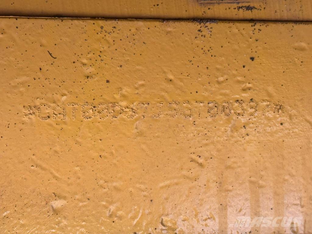 CAT D6T LGP Crawler dozers