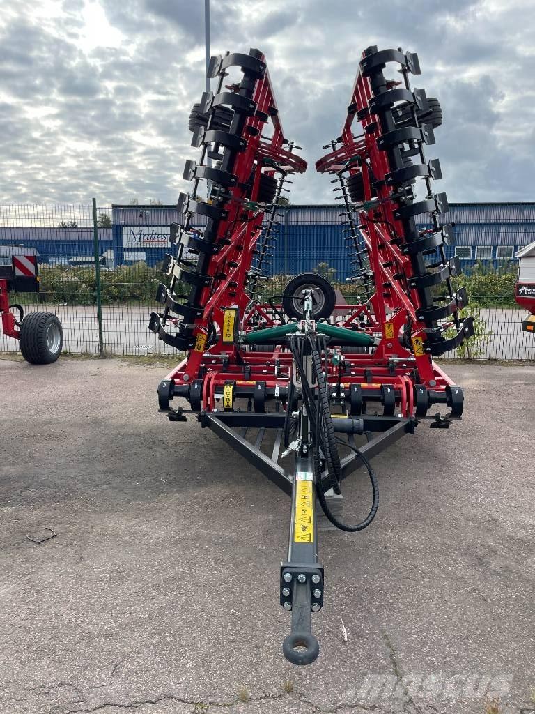 Kverneland Tiger 700 Harrows