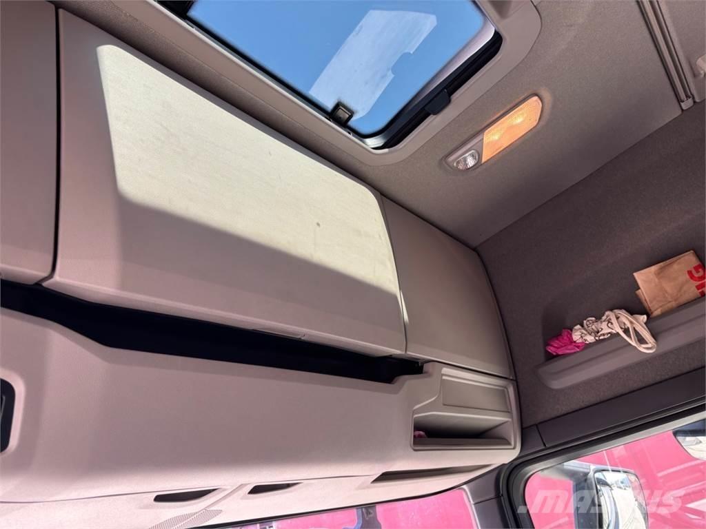 Scania R450 Truck Tractor Units