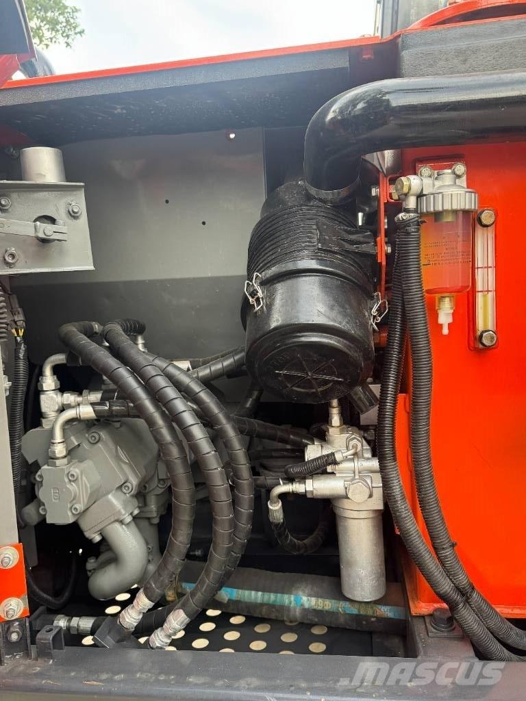 Hitachi ZX 70 Mini excavators < 7t