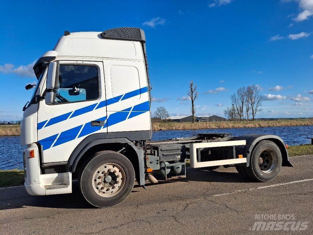 Volvo FM 380 Truck Tractor Units