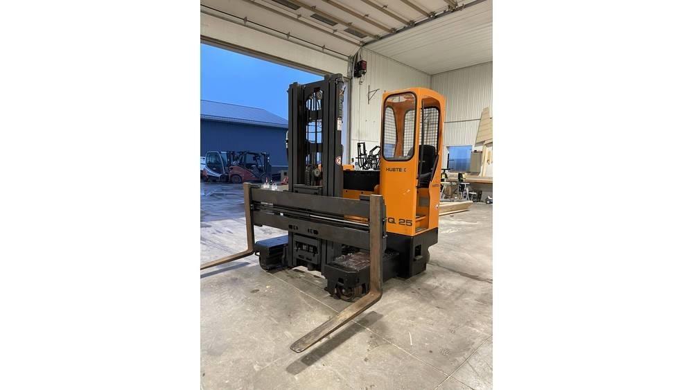 Hubtex MQ 25 Reach truck