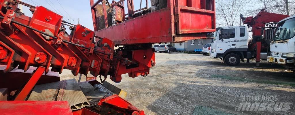 Novas 350QS Truck mounted aerial platforms