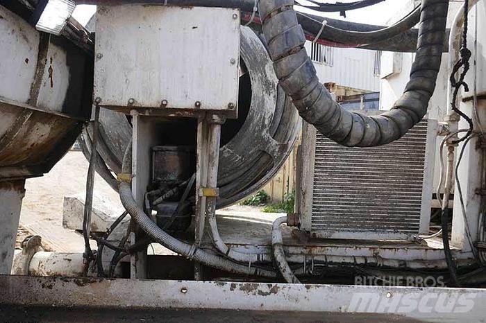 Titan IS26 Concrete Stone machines