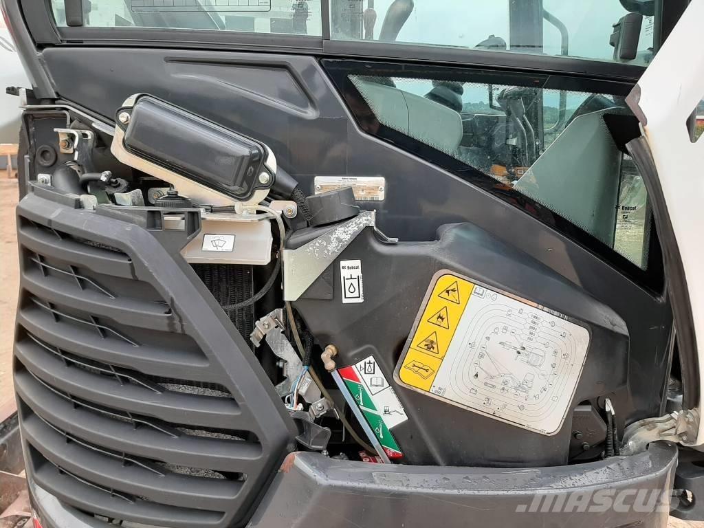 Bobcat E 26 Mini excavators < 7t