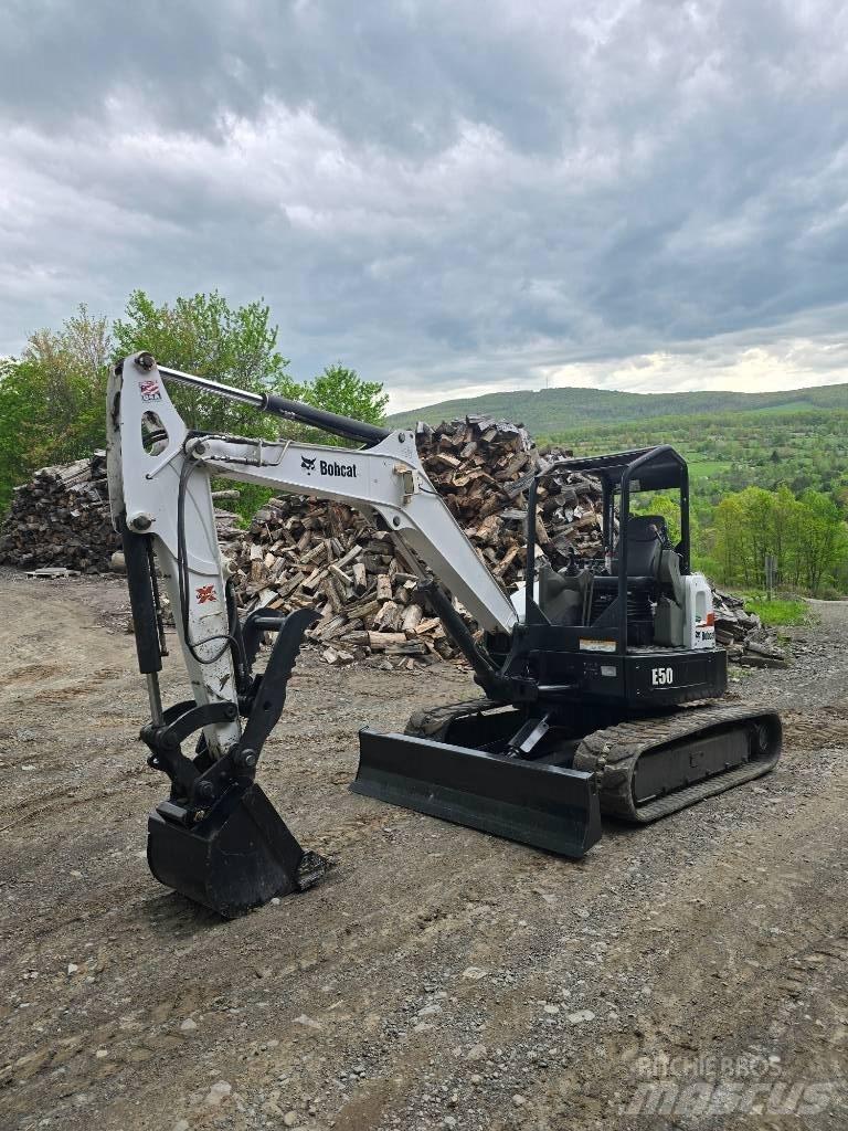 Bobcat E 50 Mini excavators < 7t