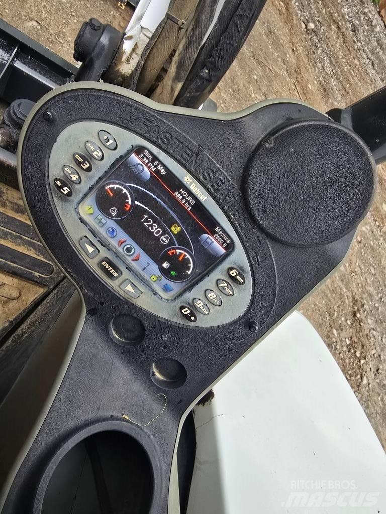 Bobcat E 50 Mini excavators < 7t
