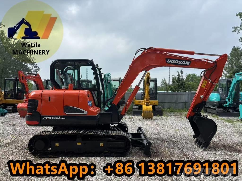 Doosan DX 60 Mini excavators < 7t