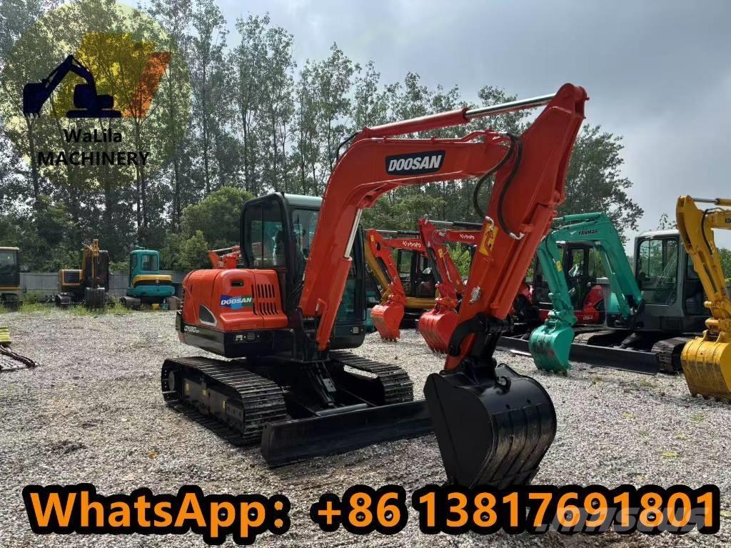 Doosan DX 60 Mini excavators < 7t