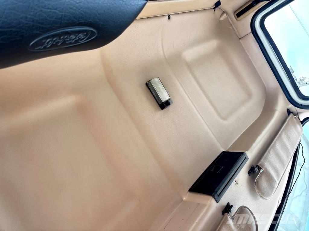 Mack Granite Demountable trucks