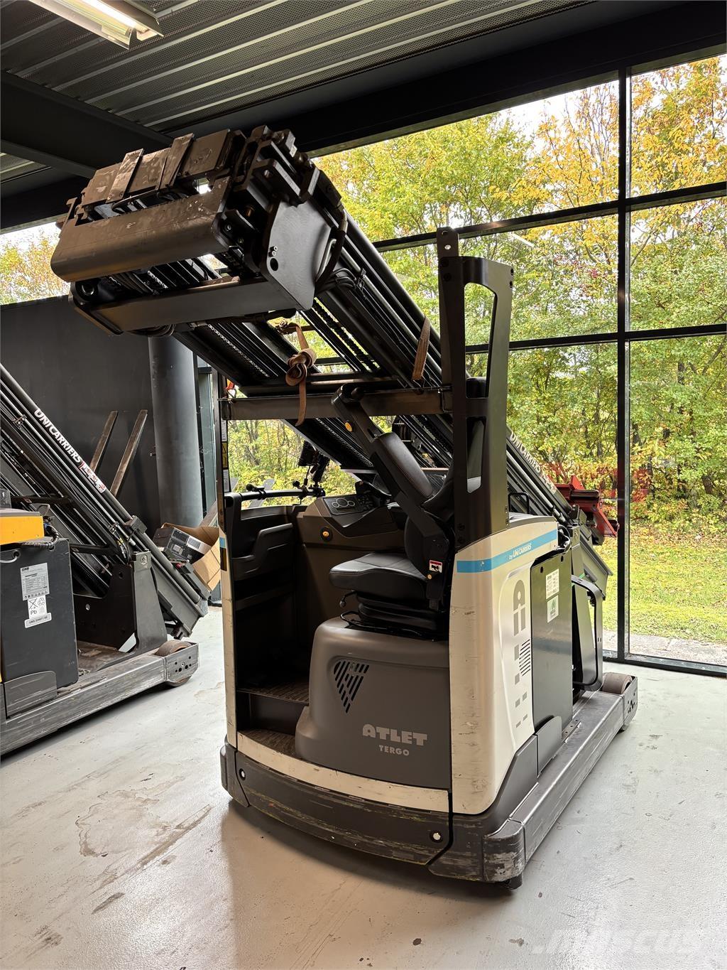 Atlet UHD200 Reach truck