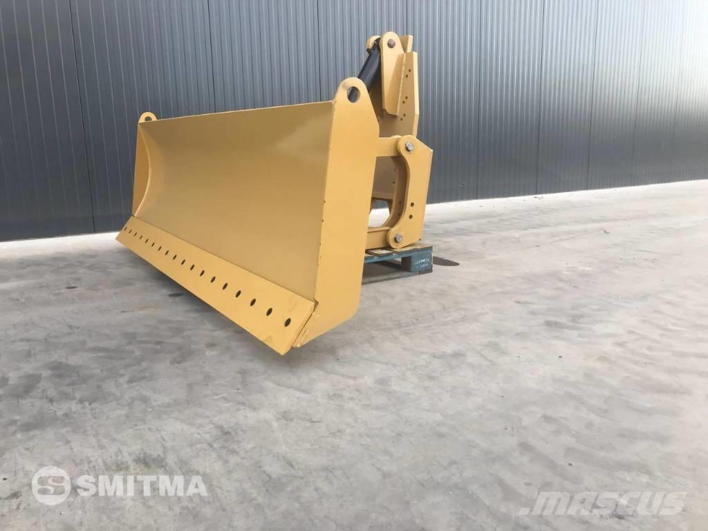 CAT 160M2 Blades