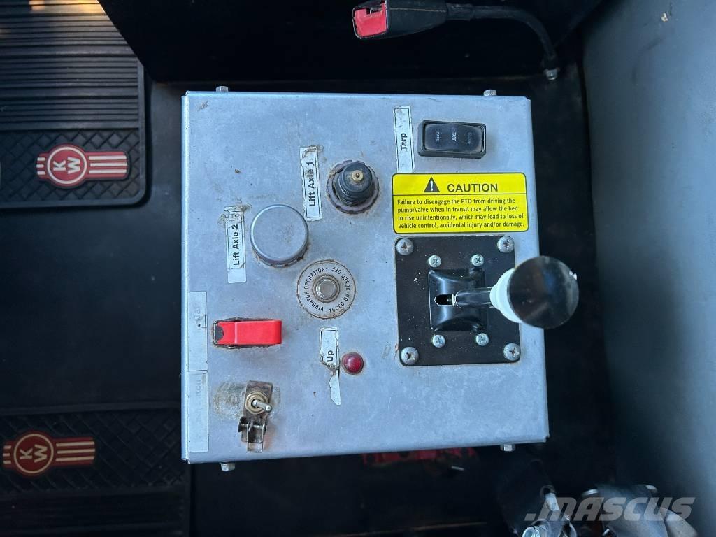 Kenworth T 880 Tipper trucks