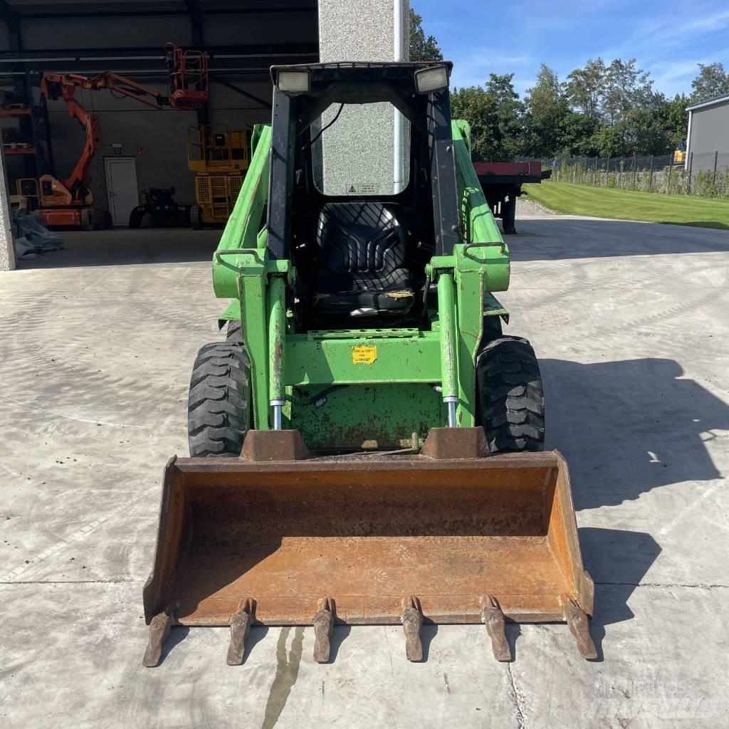Gehl 3825 Skid steer loaders