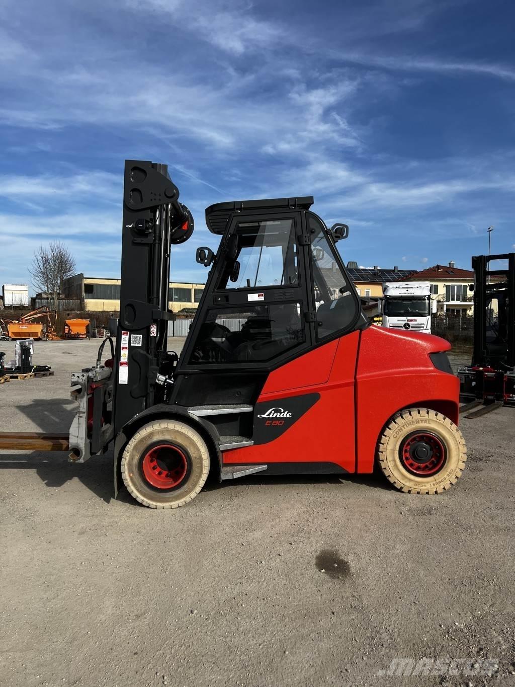 Linde E80/900 Electric forklift trucks