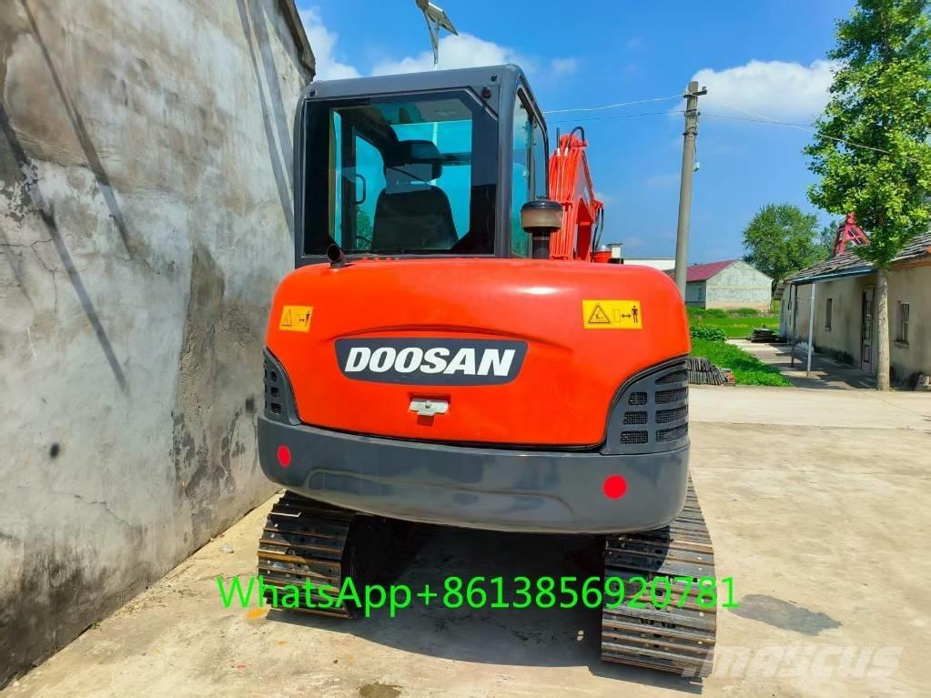 Doosan DH 60 Mini excavators < 7t