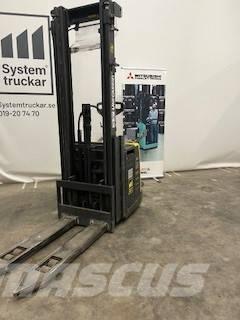 Atlet PSP160 Pedestrian stacker