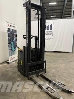 Atlet PSP160 Pedestrian stacker