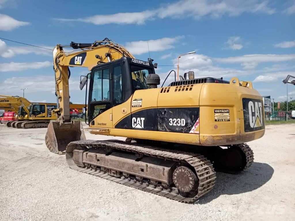 CAT 323 D L Crawler excavators