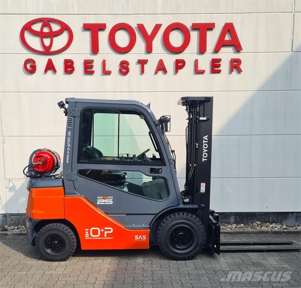 Toyota 02-8FGF25 LPG trucks