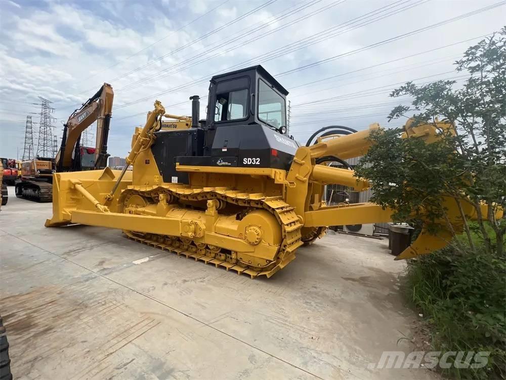 Shantui SD32 Crawler dozers