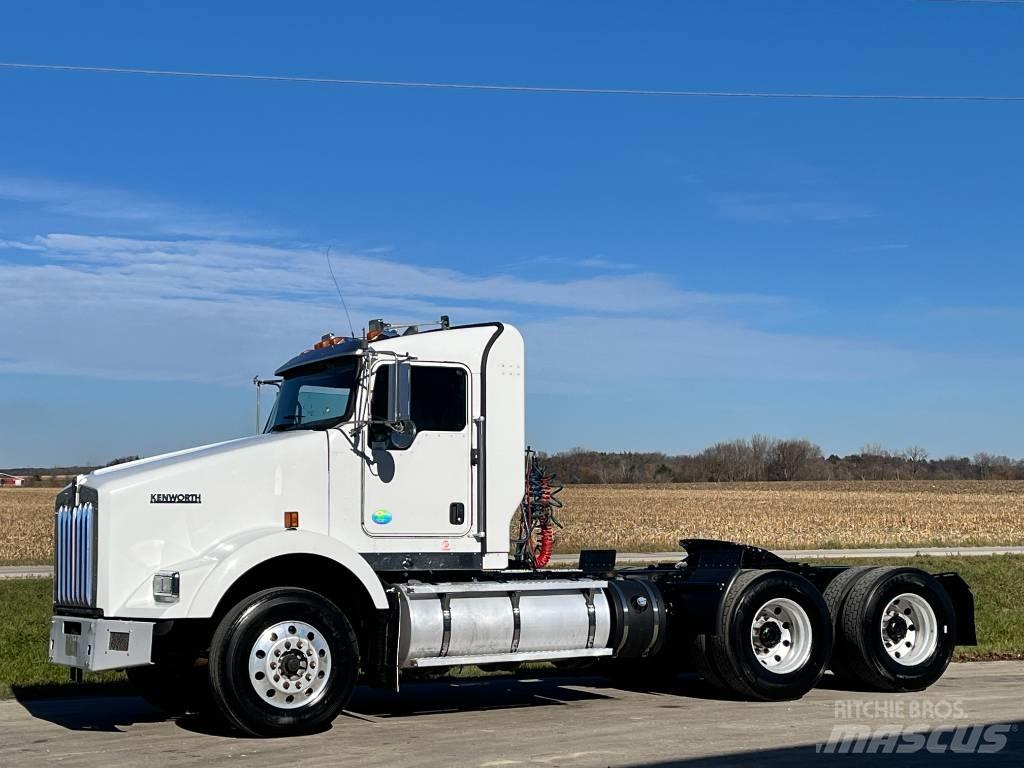 Kenworth T 800 Truck Tractor Units