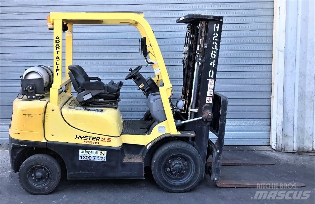 Hyster H2.5TX LPG trucks
