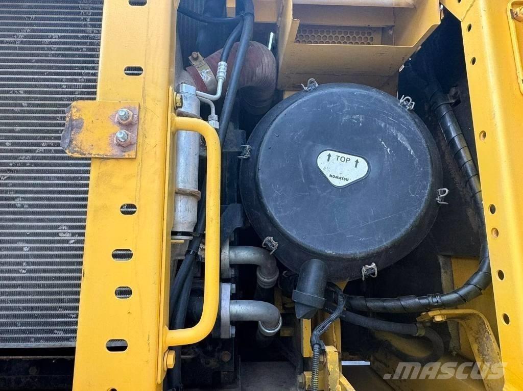 Komatsu PC 400-8 Crawler excavators