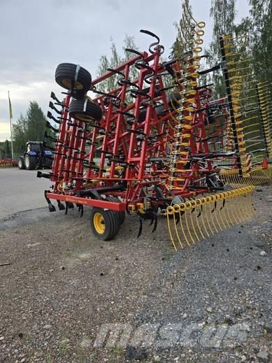 Potila Master 700 Harrows